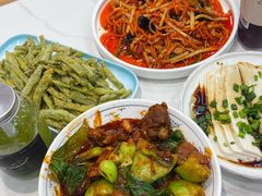 -川湘哥麻辣鸡块(万达店)