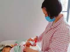 -鲸鱼妈妈月嫂/育婴师定制