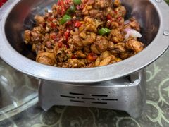 -湖南人家湘菜馆(镇江路店)