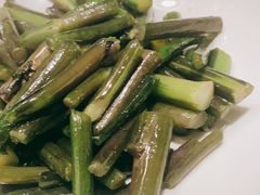 清炒白菜苔-粗茶淡饭·隐庐私厨(东亭店)