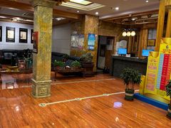 -汉宫汤泉汗蒸洗浴(五四广场店)