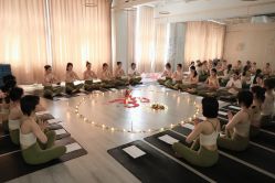 -亚太瑜伽普拉提学院