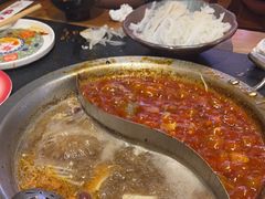 -沸炉重庆老火锅(军事博物馆店)