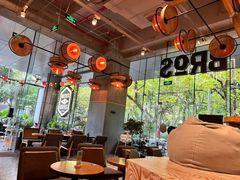-Moka Bros 摩卡站(嘉华店)