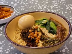 炸酱卤捞面-流浪地图剁椒卤汁拌饭(未来城购物广场店)