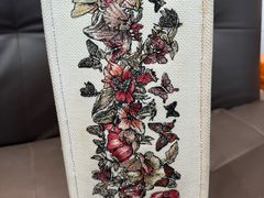 -恒一珠宝·回收黄金钻石奢侈品(灵岩南路店)