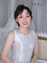 -欣薇婚纱(新源乐汇城店)