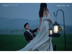 -雪中彩影婚纱摄影·微光艺术中心