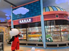 -美食小镇·观赏珍稀鸟类·长隆熊猫酒店