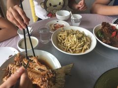 -天乐农家鱼头王(天目湖店)