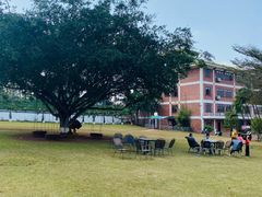 -侯臣咖啡文化村