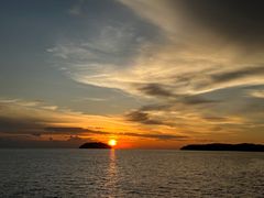 -Sunset Bar(丹绒亚路香格里拉店)