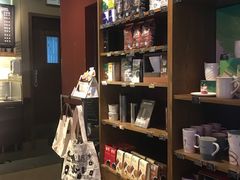 零售区-星巴克(北京天坛东路店)
