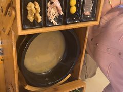 -勺子米线·云南传统小吃市集(四方街店)
