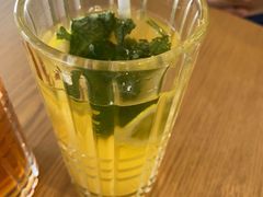 -必胜客(尹山湖歌林公园店)