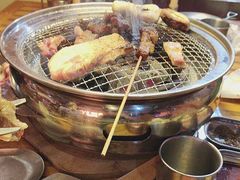 -叽叽扎扎烤肉场(生态城万达店)