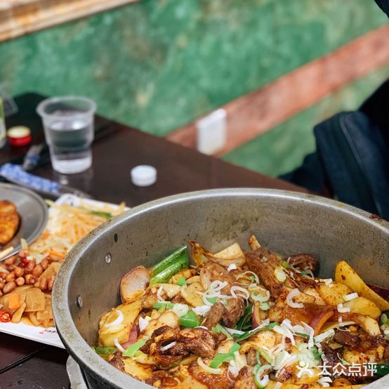 马相卿特色烤肉面食馆(虎台店)