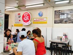 大堂-红大哥水门鸡饭(總店)