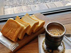 -出走咖啡·面包(宋庄店)