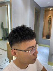 -发饰美男士增发补发假发定制店