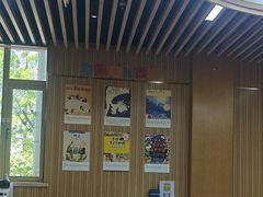 -漕河泾街道图书馆(漕河泾社区文化活动中心店)