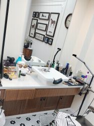 -理昂男士理发店 Barber shop