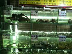 -覃记海鲜美食餐厅