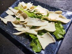 新鲜的猪黄喉-锅说大脸毛肚重庆老火锅(佐阾店)