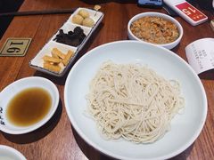 -裕兴记•蟹黄面馆(人民广场店)