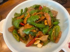 -赤峰宴宾楼(满洲里路店)