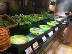 自助调料区-佛山皇冠假日酒店-西餐厅