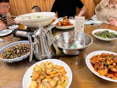 -芦茨金富饭庄·25年老字号·专做稻草鸡