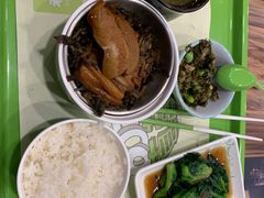 -老乡鸡(南京龙池地铁站蓝郡店)