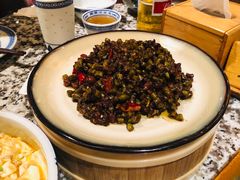 -北京小王府餐饮管理有限公司
