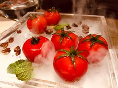 番茄脆菇沙拉-小大董·烤鸭(凤凰汇店)