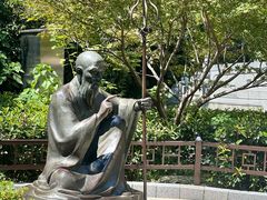 -绳金塔
