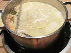 冬阴功锅底-生如夏花泰式火锅(鹭洲里店)