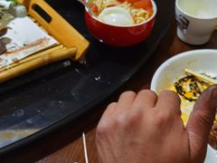 -东口码头·烧鸽子·鱼头泡饼·地方菜(金鹰悦城店)