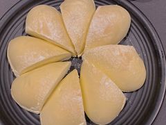 雪山奶露包-小炳胜(卓悦中心店)