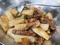 黑椒汁焖牛坑腩-水磨农庄