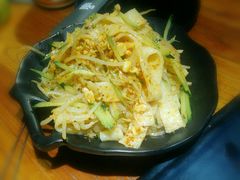 睢宁擀面皮-嘚味徐州烧烤特色菜