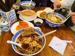 -沪西老弄堂面馆(定西路店)