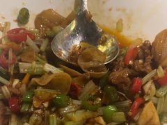 -卢大鲜鱼头捞饭(美利广场店)