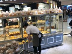 面包甜点陈列柜-BreadTalk面包新语·烘焙蛋糕(广州白云五号店)