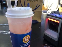 -luckincoffee瑞幸咖啡(顺义华联商厦店)