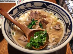 -鑫花溪牛肉米粉(东环大润发店)