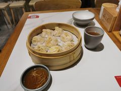 -馋三尺蟹粉小笼(人民广场店)