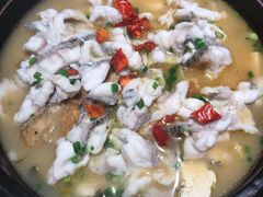 -越城记黑鱼煲(万达店)