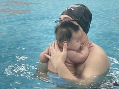 -小小王国亲子游泳俱乐部(锦辉中心)