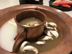 -滇釜火锅·能喝汤的火锅(车公庄店)